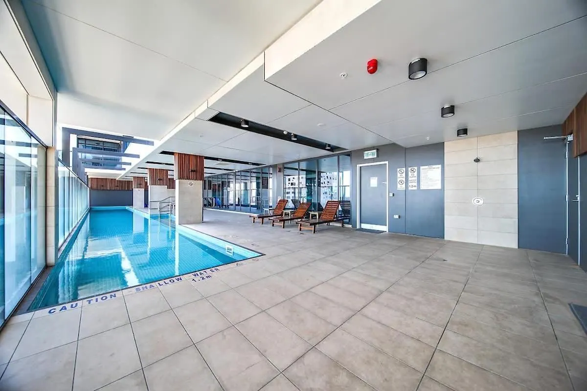 Beautiful Cambodian Inspired Apartment With Pool & Gym Adelaide 0*,